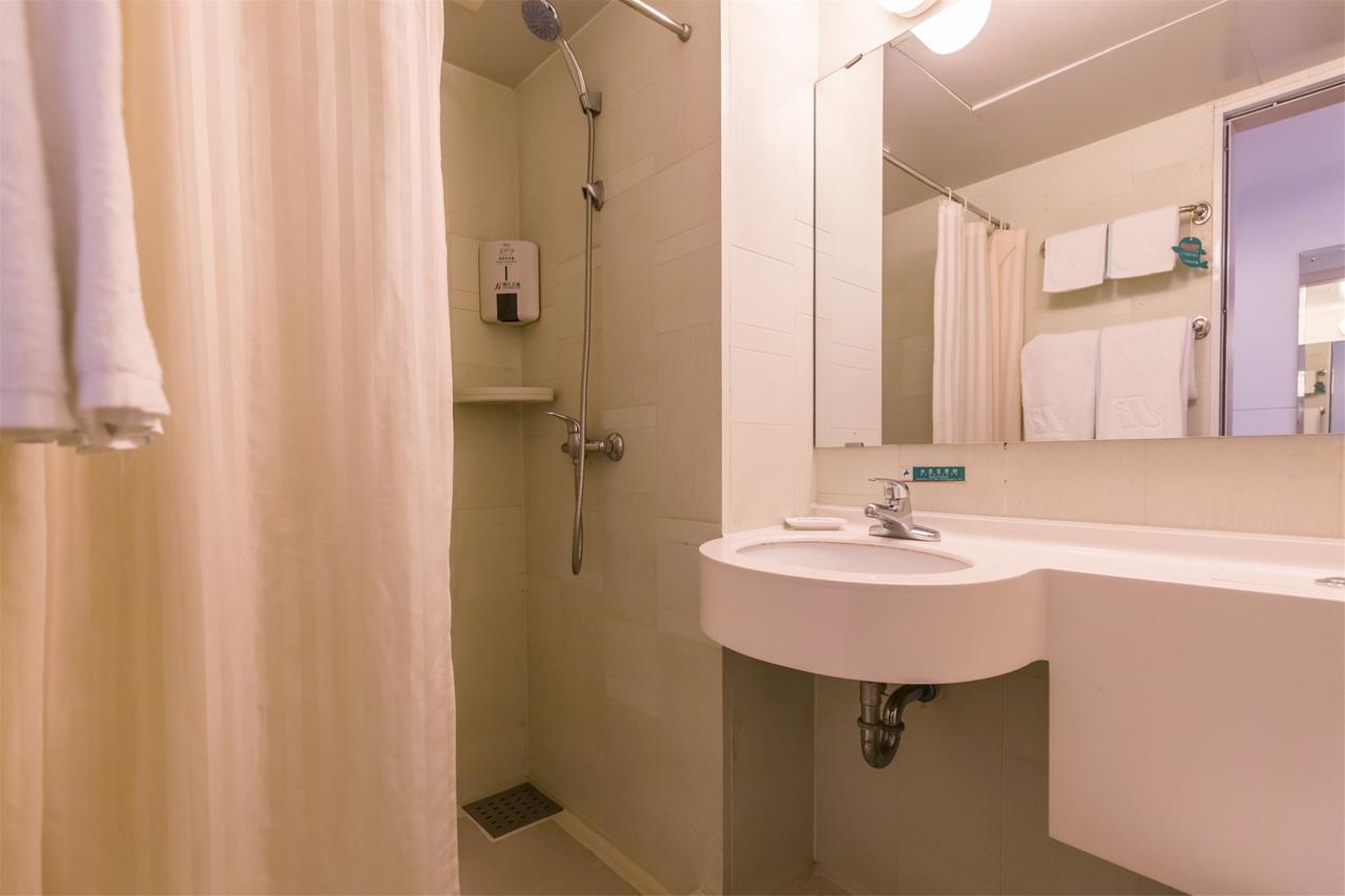 Jinjiang Inn Shanghai Chedun Studios Songjiang Екстериор снимка